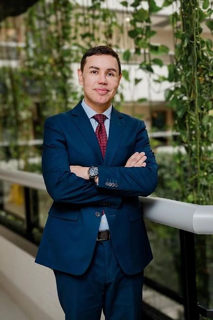 Dr. Franklin Reis · Direção clínica da Eleva